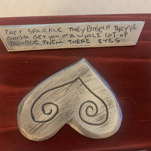 Meryl Waitz Scarlett heart box NIB - Picture 4 of 9